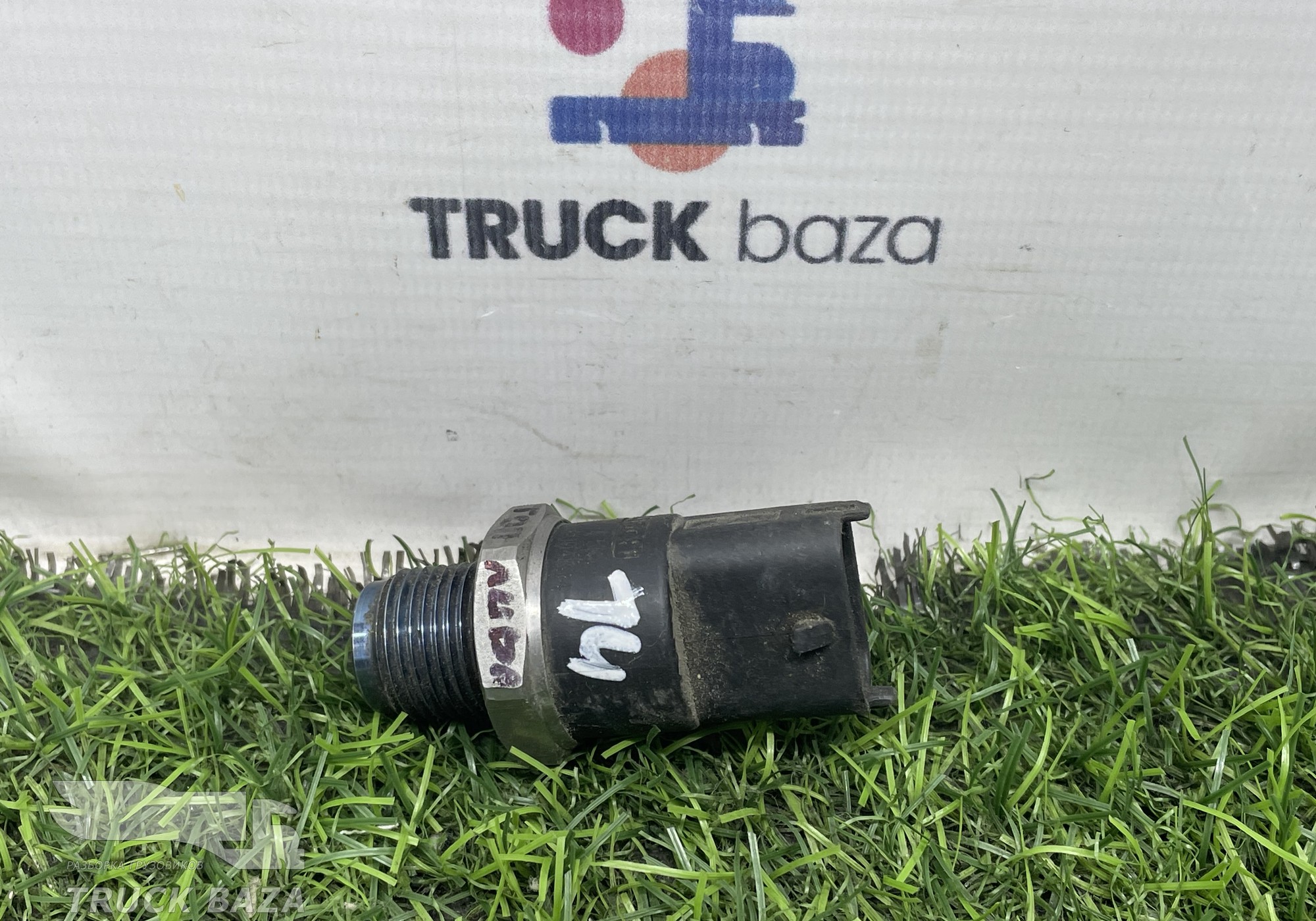 0281002534 Датчик давления топлива