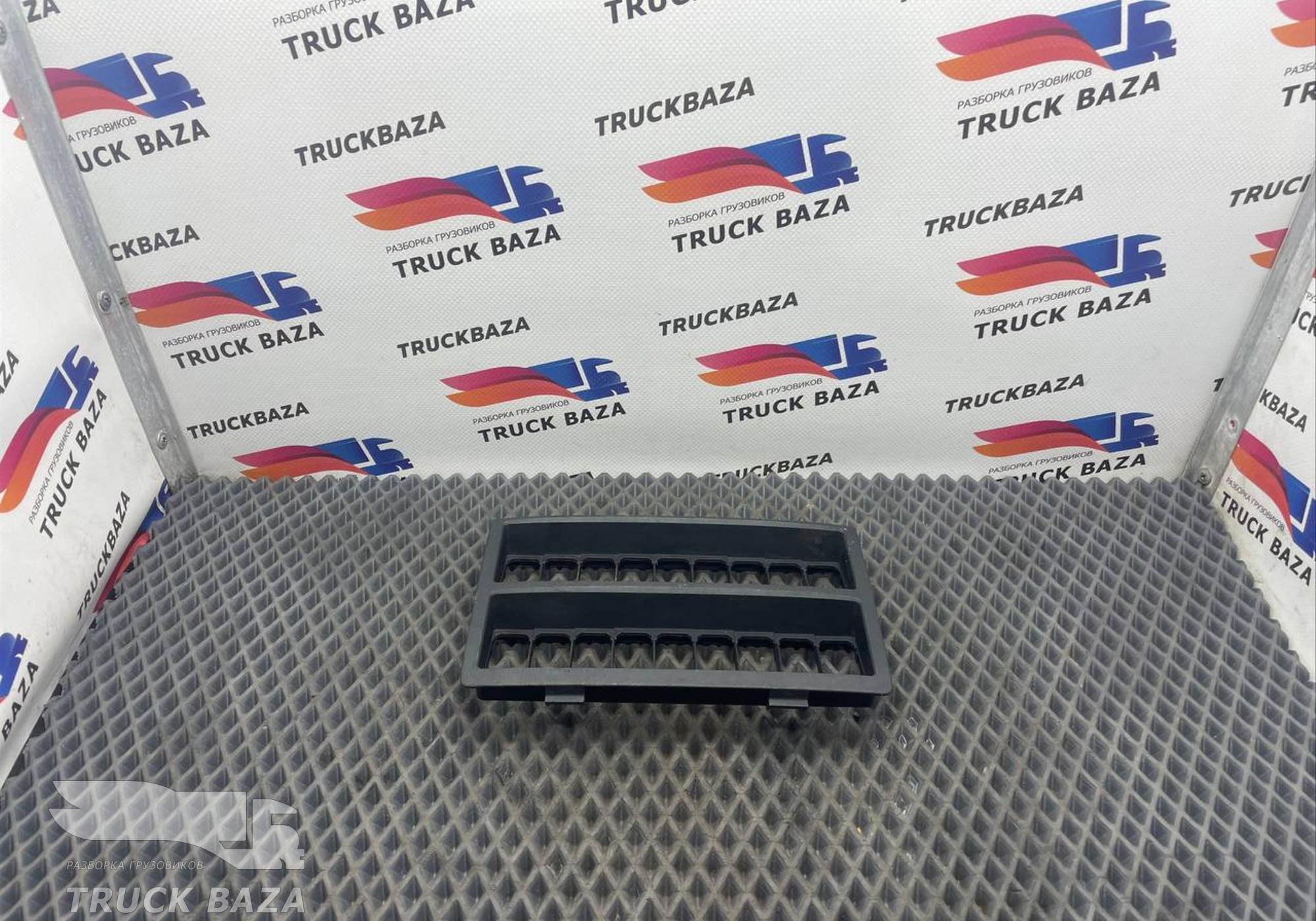 2300015020 Рамка кнопок для Man TGA (с 2000 по 2007)