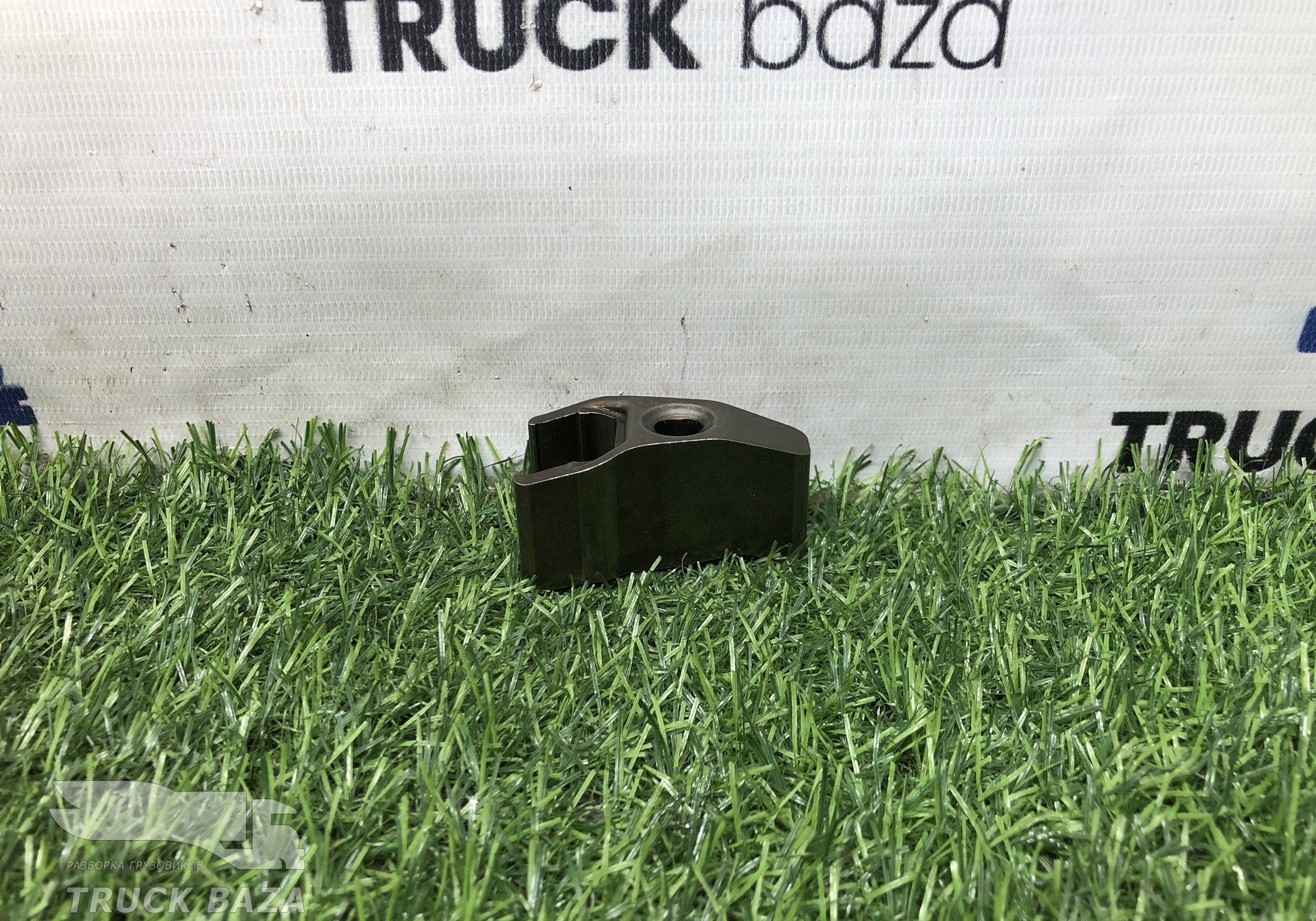 51101040065 Кронштейн форсунки топливной