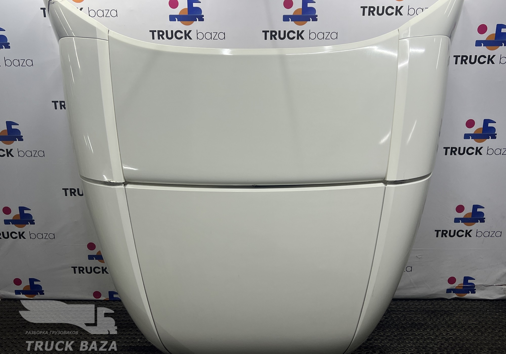 1876013 Спойлер кабины верхний для Daf XF106 (с 2012)