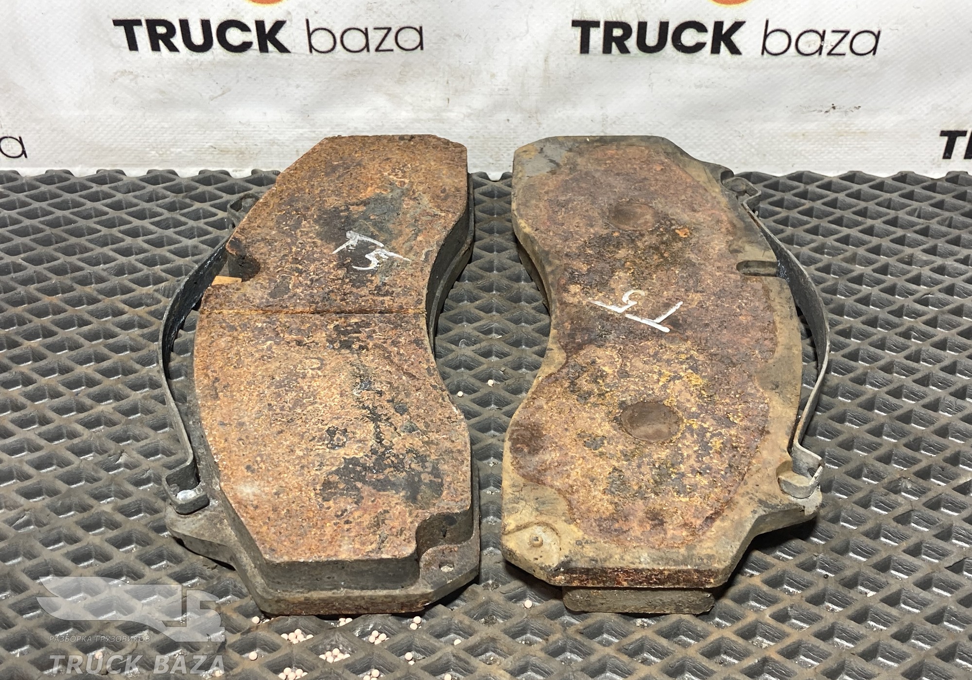WG9100444150 Комплект тормозных колодок для Sinotruk Sitrak C7H