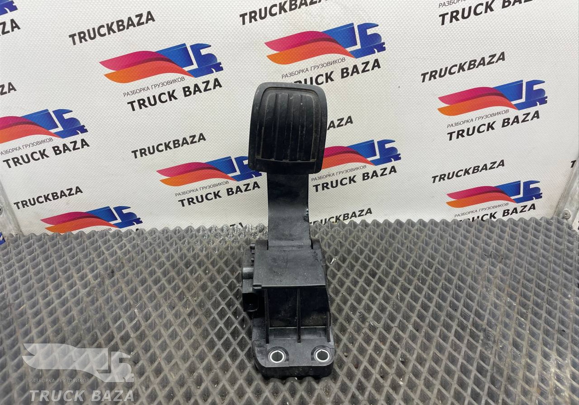 1860240 Педаль газа для Daf XF106 (с 2012)