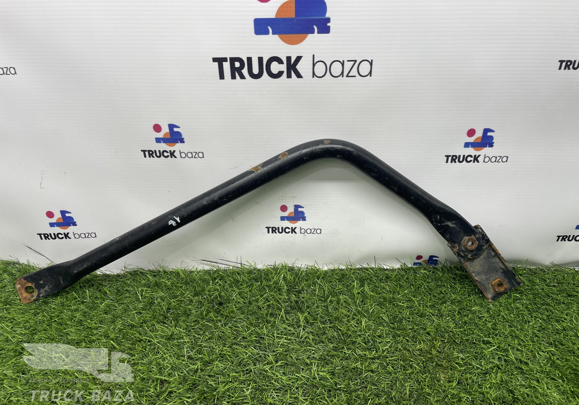 549018403564 Кронштейн крыла левого для КАМАЗ 54901