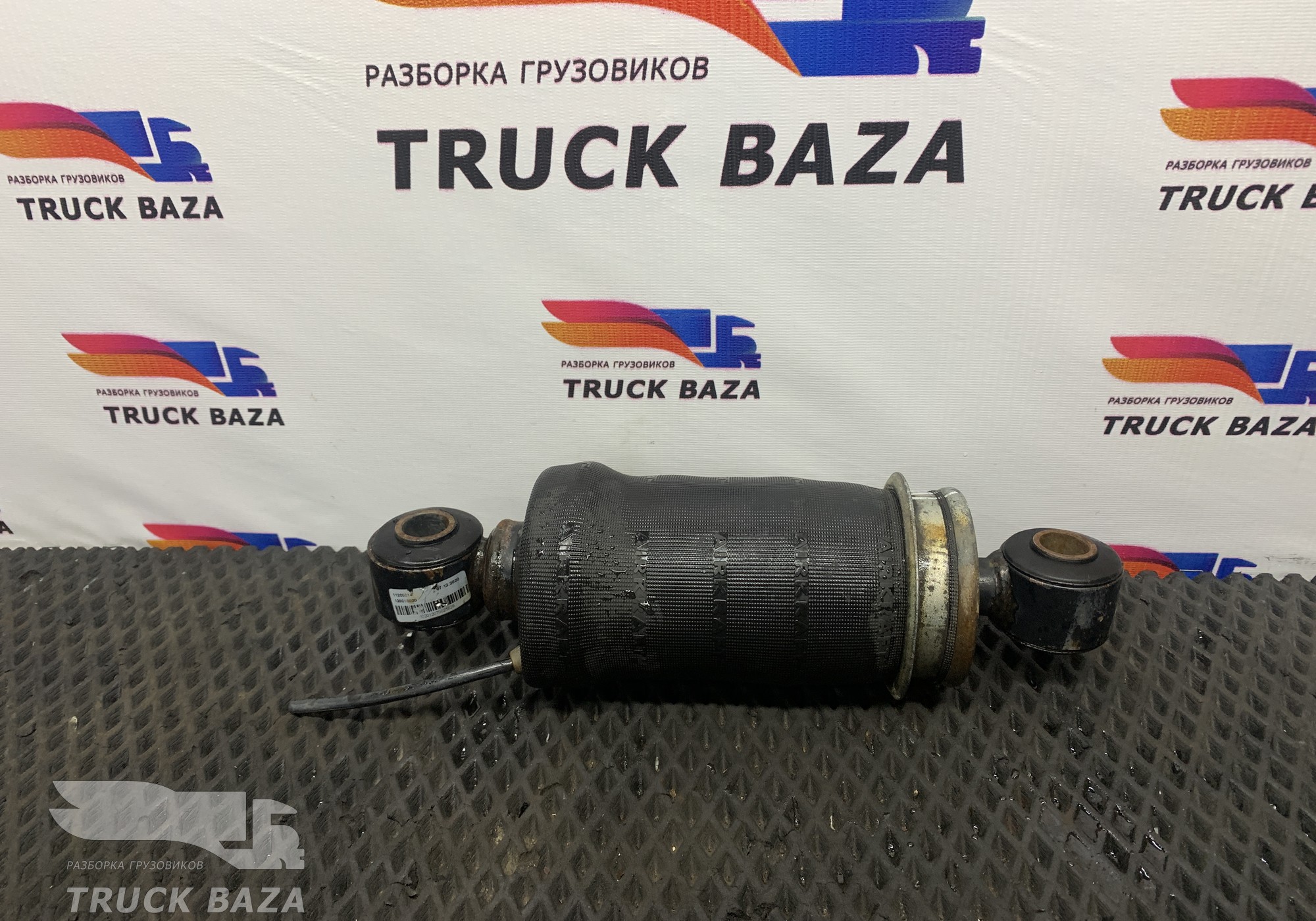 500357352 Подушка кабины задняя для Iveco EuroTech