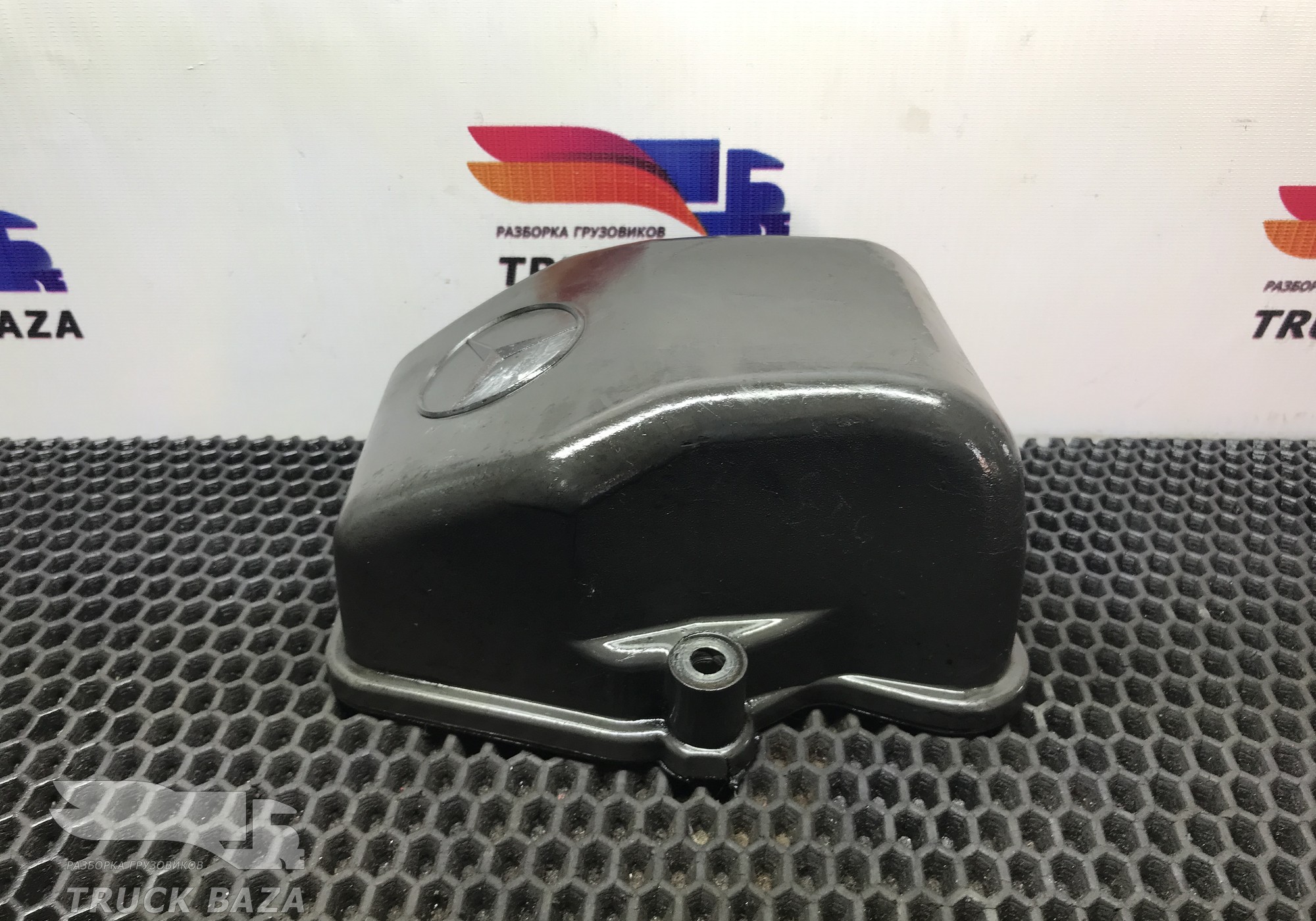 A4570100930 Крышка ГБЦ клапанная для Mercedes-Benz Actros