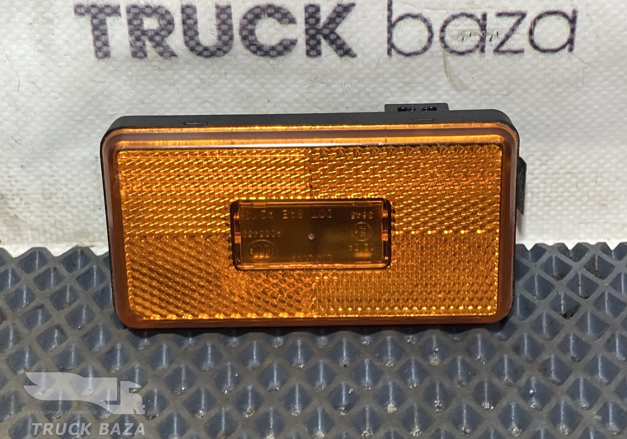 Фонарь габаритный для КАМАЗ 54901
