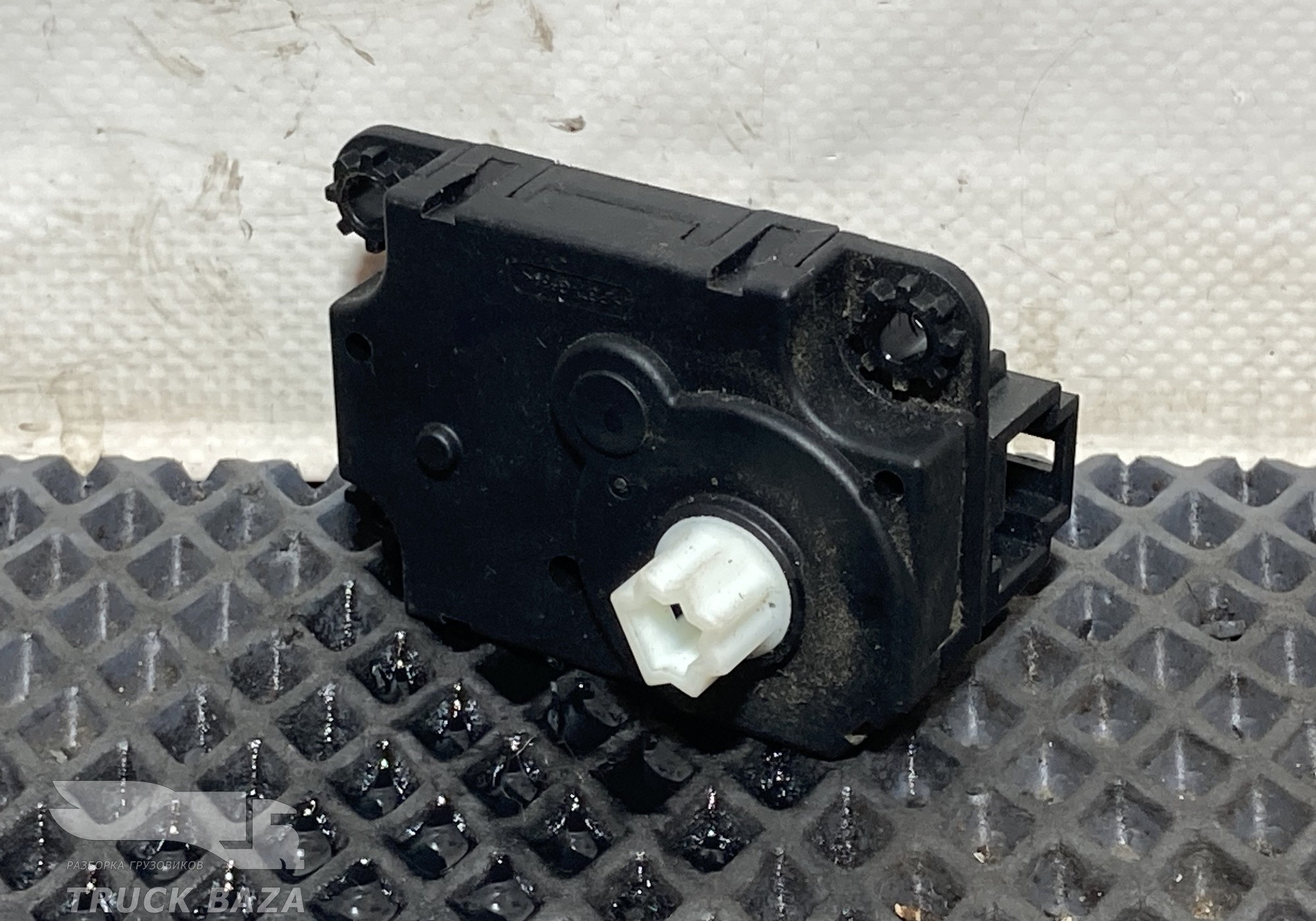 0902030200 Актуатор заслонки отопителя для КАМАЗ 54901