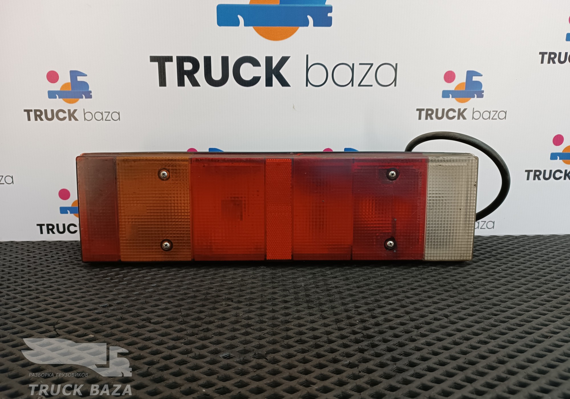 1357075 Фонарь задний левый для Daf