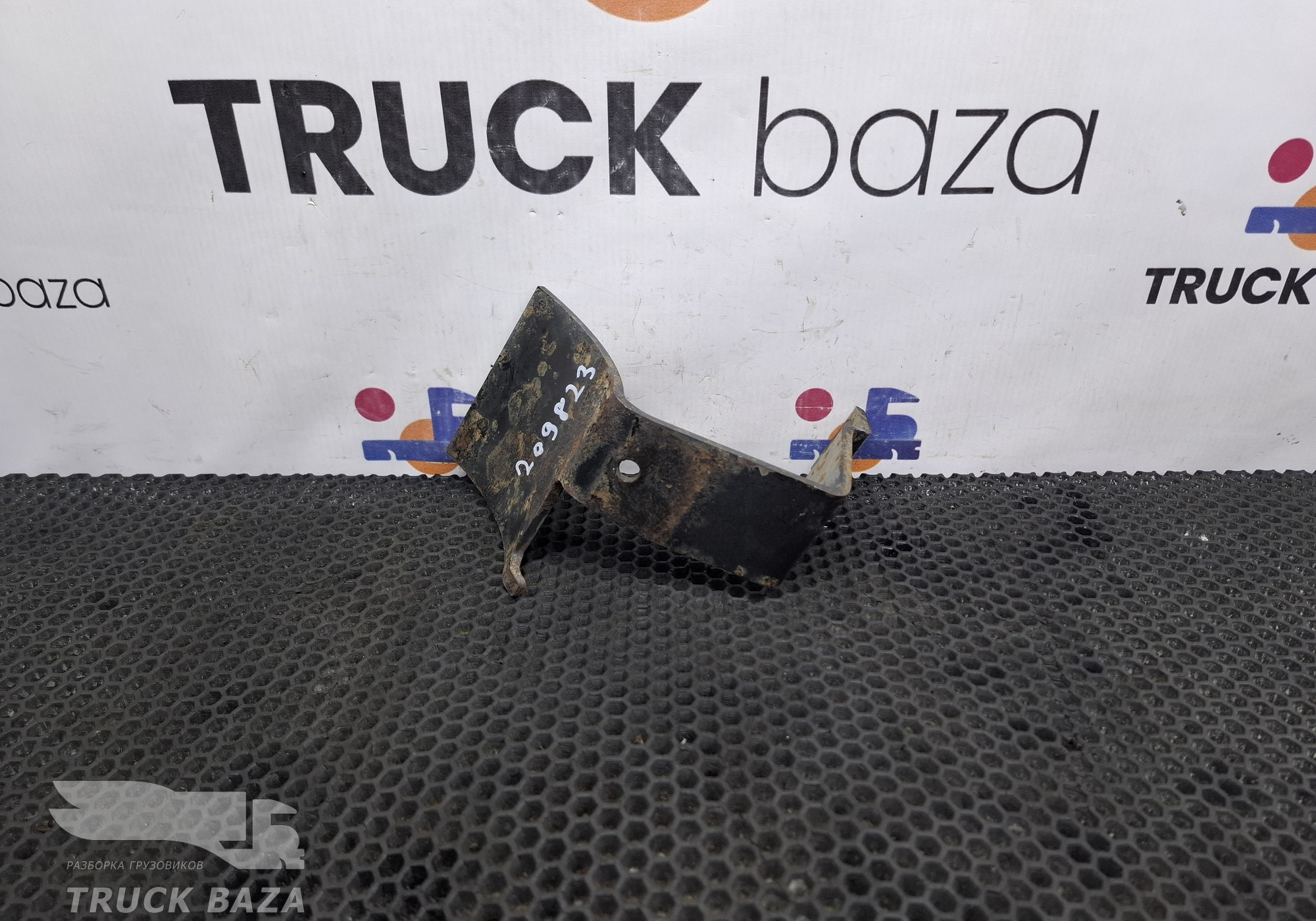A9304295540 Кронштейн ресивера для Mercedes-Benz Axor