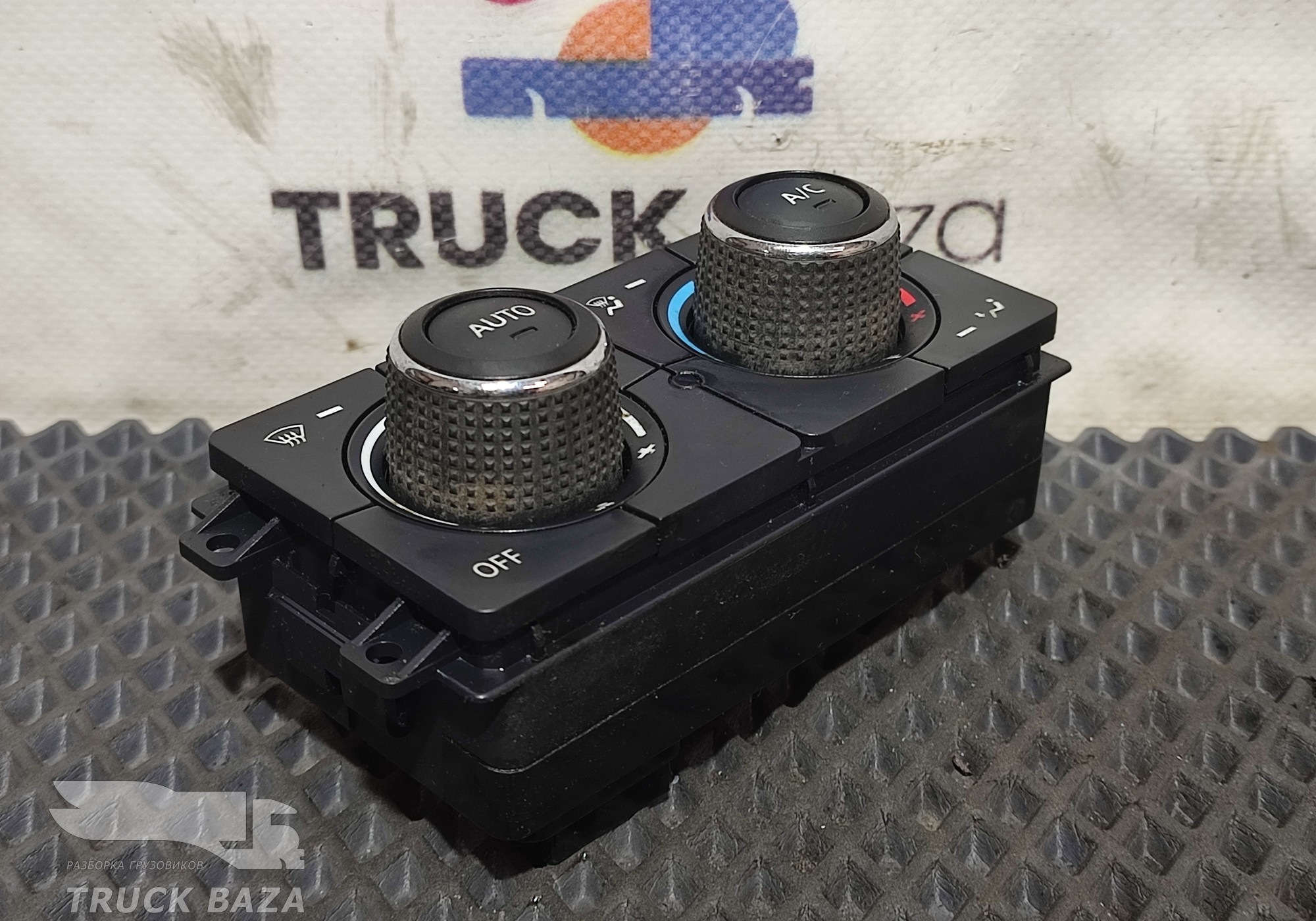 458147001 Блок управления отопителем для КАМАЗ 54901