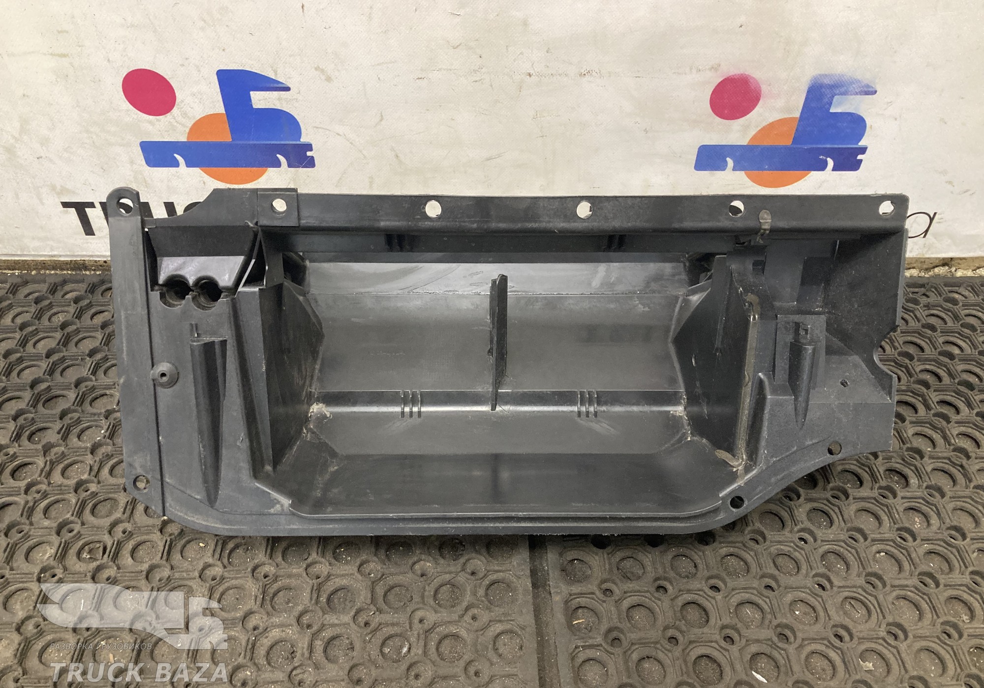 1863970 Корпус печки