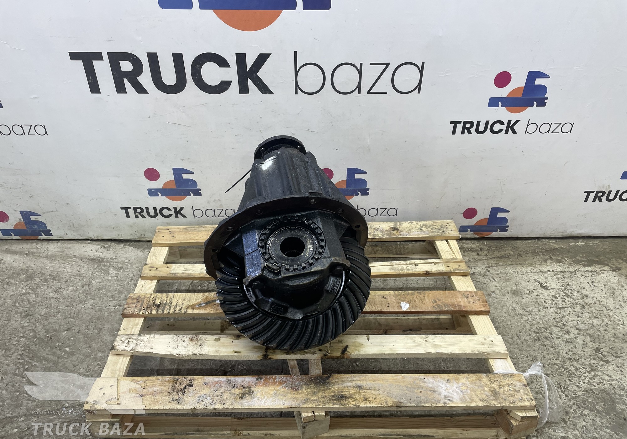 81350106253 Редуктор заднего моста HY-1350 3.70 для Man TGA (с 2000 по 2007)