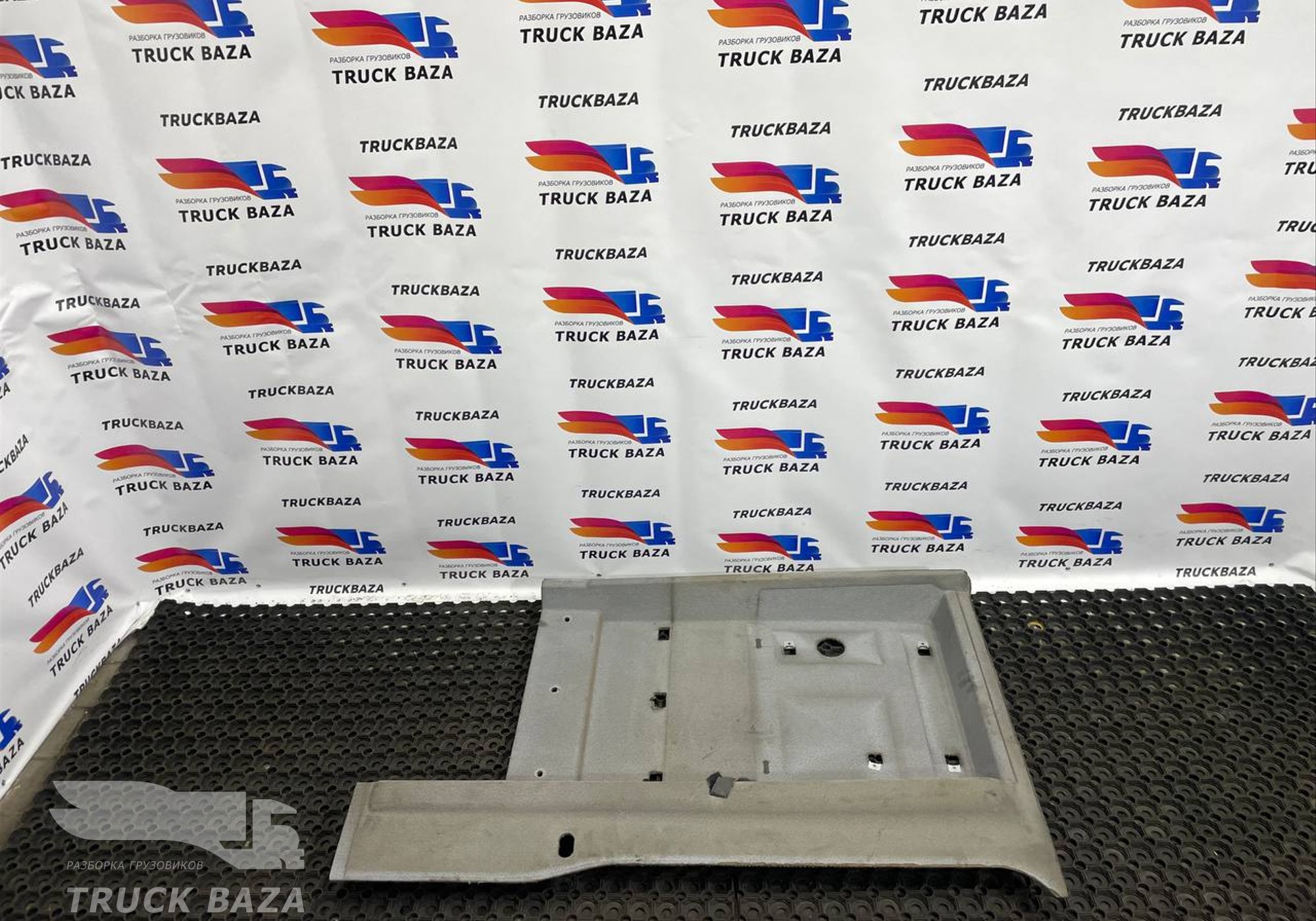 A9436900225 Обшивка стенки кабины левая для Mercedes-Benz Actros MP3 (с 2008)