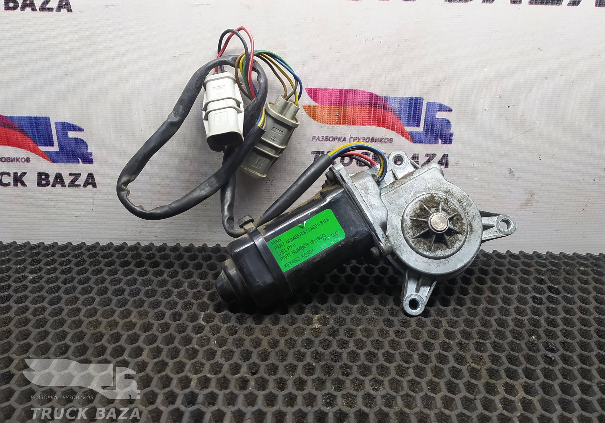 81286016126 Моторчик стеклоподъемника для Man TGM I (с 2005 по 2008)