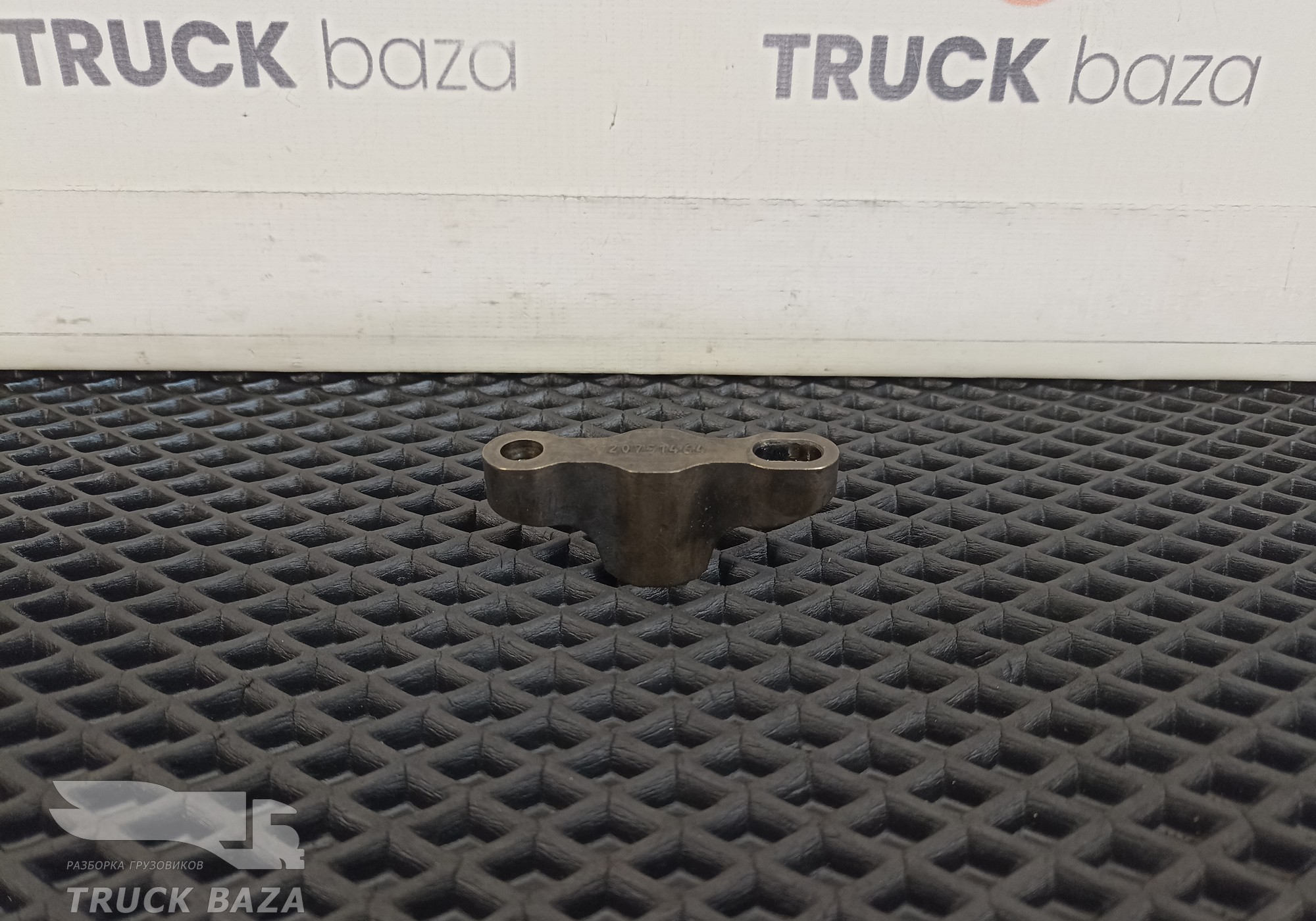 7420751464 Коромысло для Volvo FM