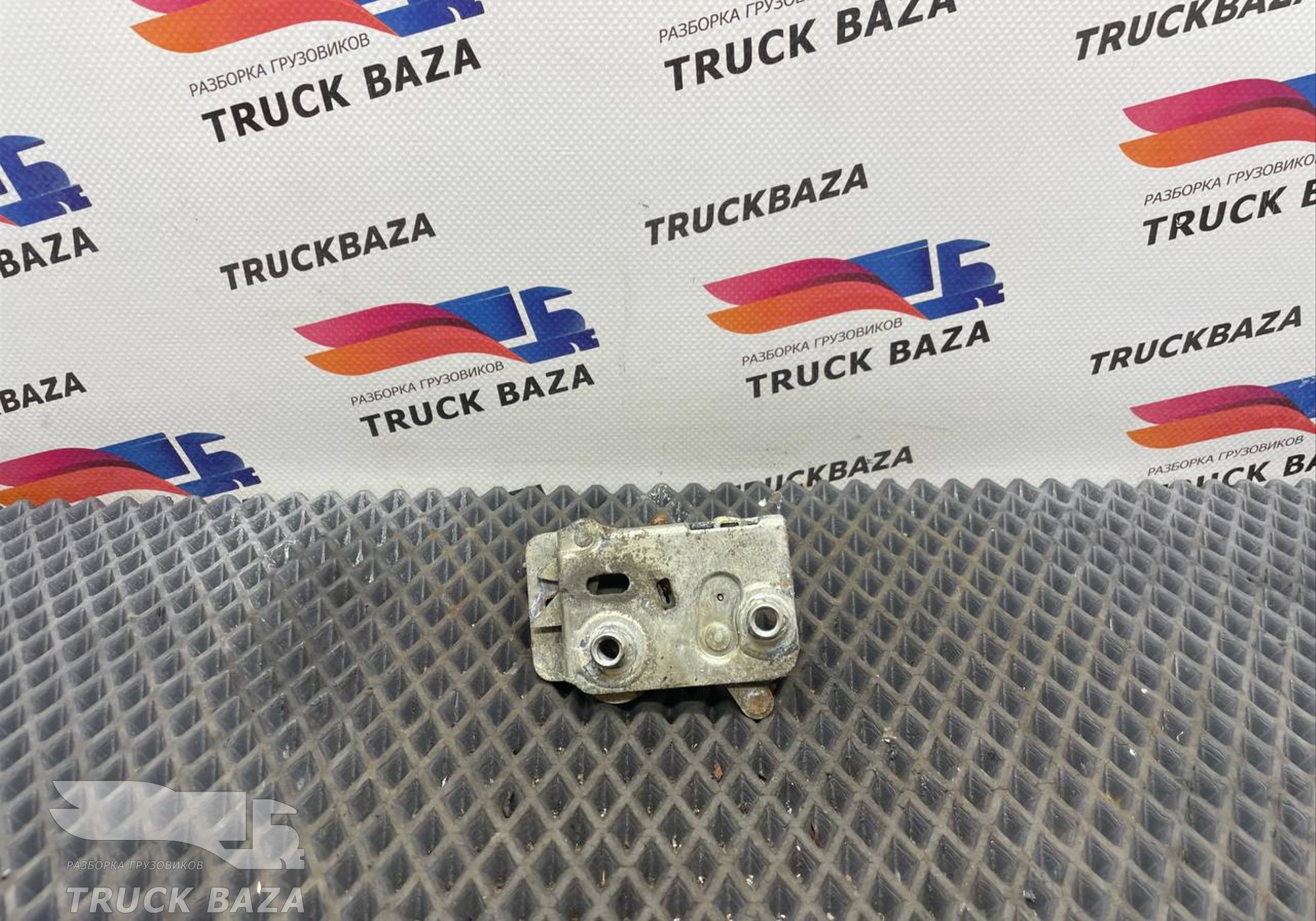 1296591 Замок двери внутренний правый для Daf XF105 (с 2005)