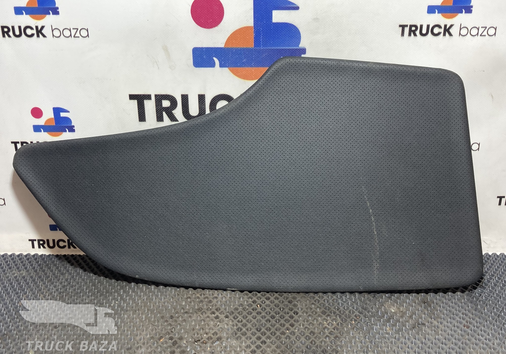 712W626306395 Накладка обшивки двери левой для Sinotruk Sitrak C7H