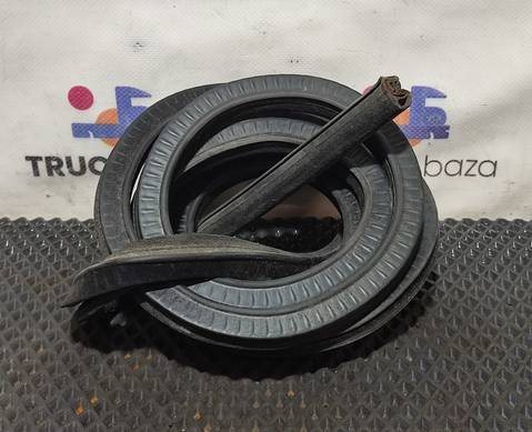 9607252666 Уплотнитель стекла двери для КАМАЗ