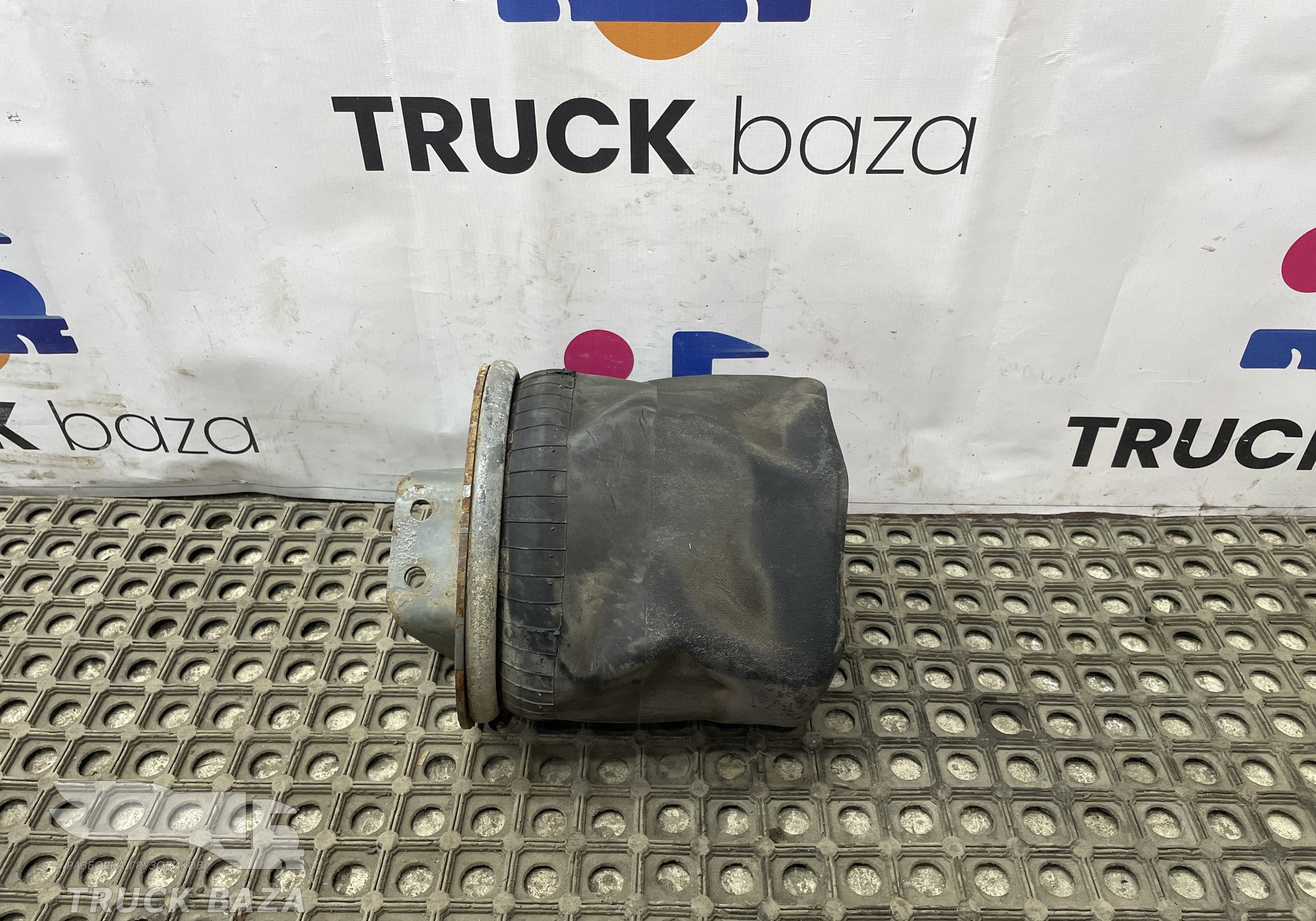 WG9925528010 Подушка пневмоподвески задняя для Sinotruk Sitrak C7H