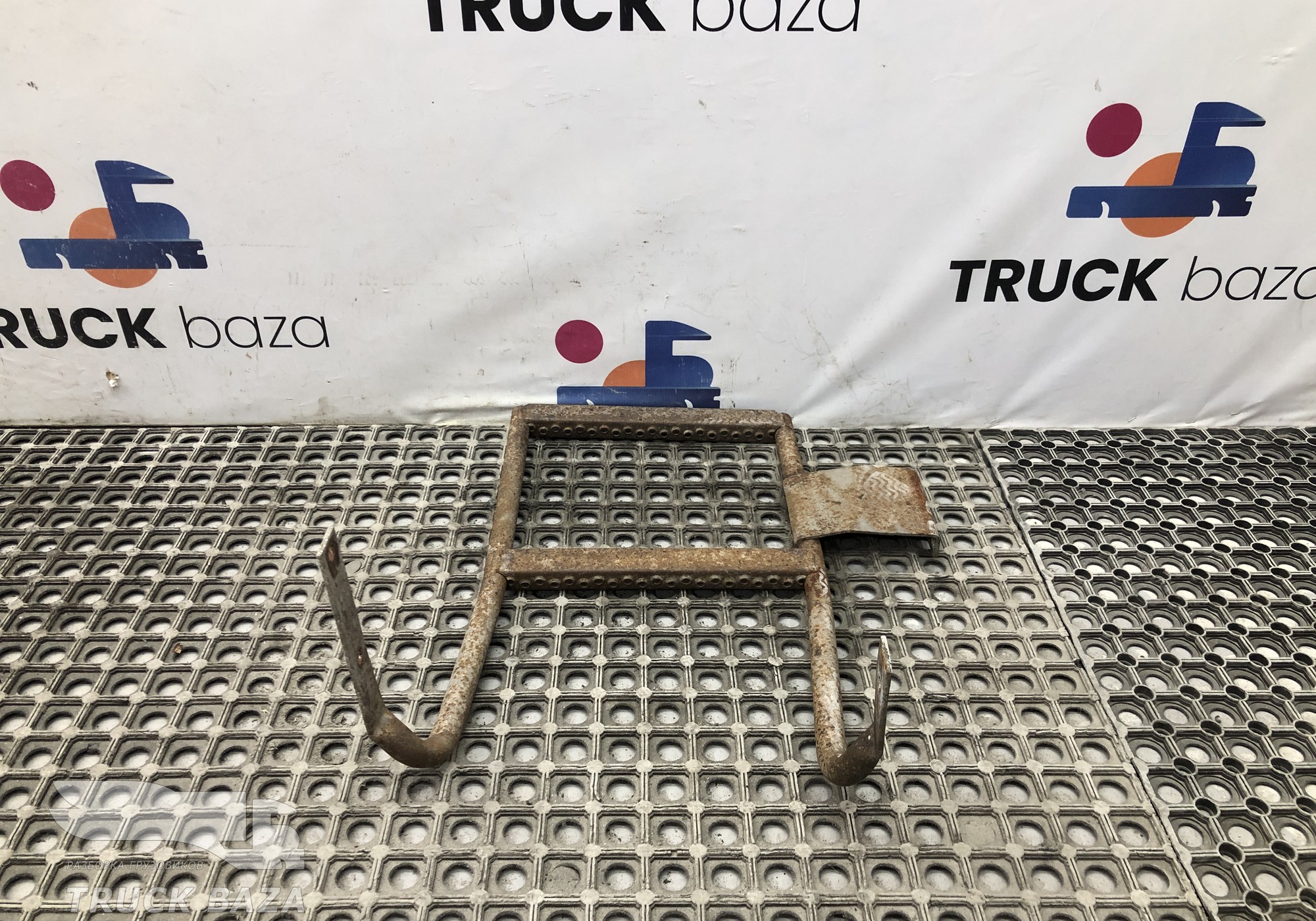 A9415204533 Подножка за кабиной