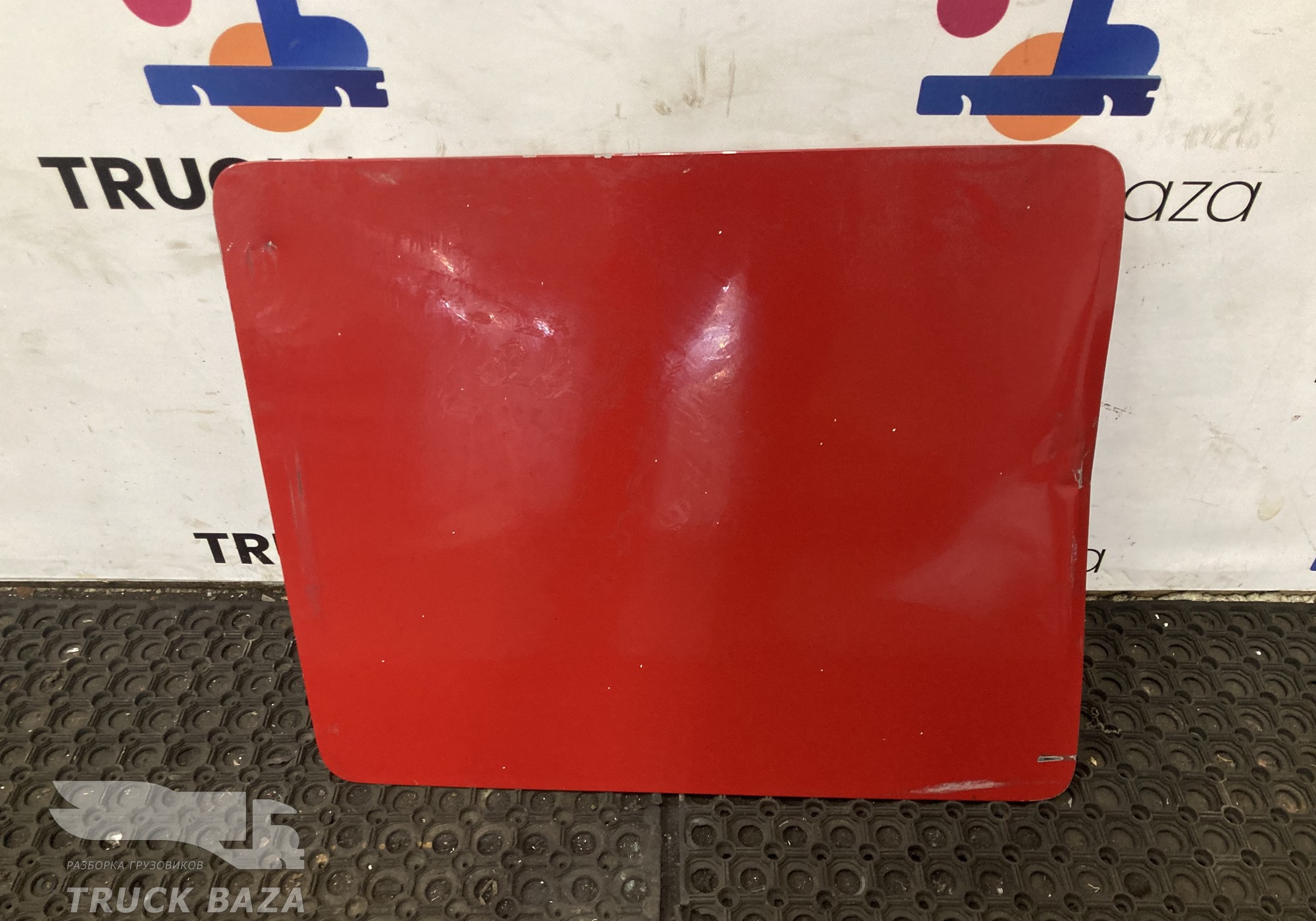 A9607540110 Крышка инструментального ящика правая