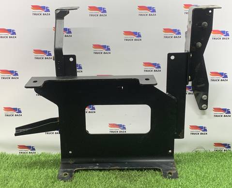 549018403512 Кронштейн крыла правый для КАМАЗ 54901