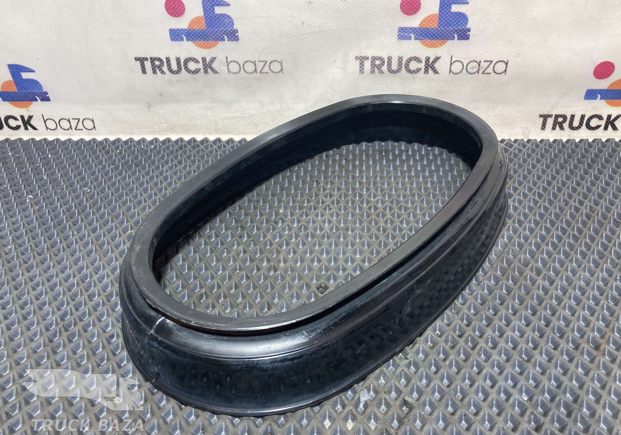 Уплотнитель воздухозаборника для КАМАЗ 5490