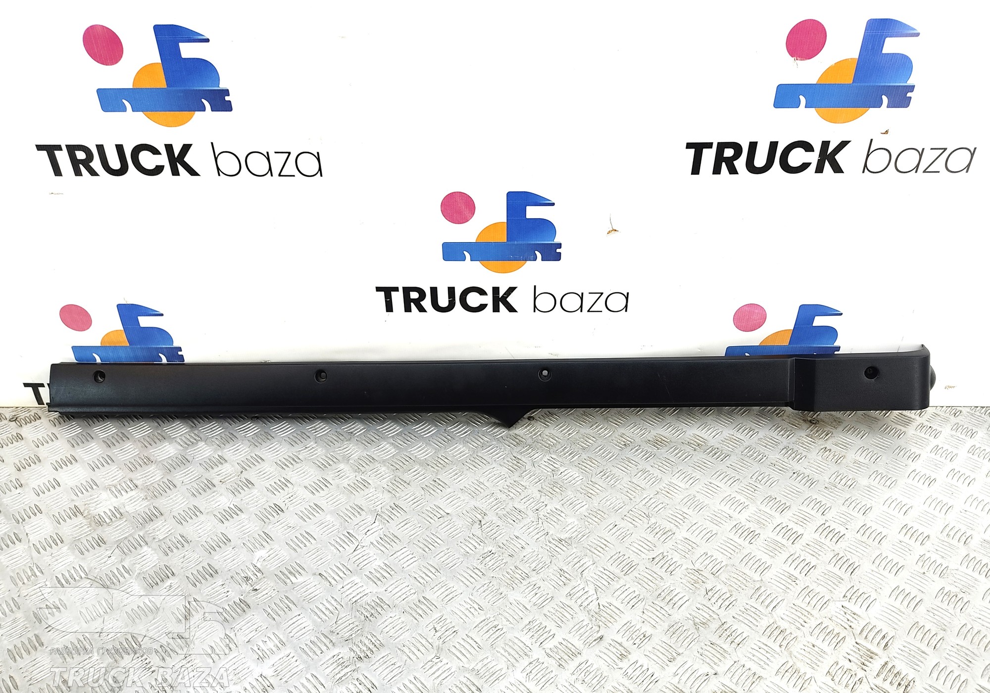 DZ14251971011 Молдинг крыши кабины левый для Shacman X3000 (с 2014)