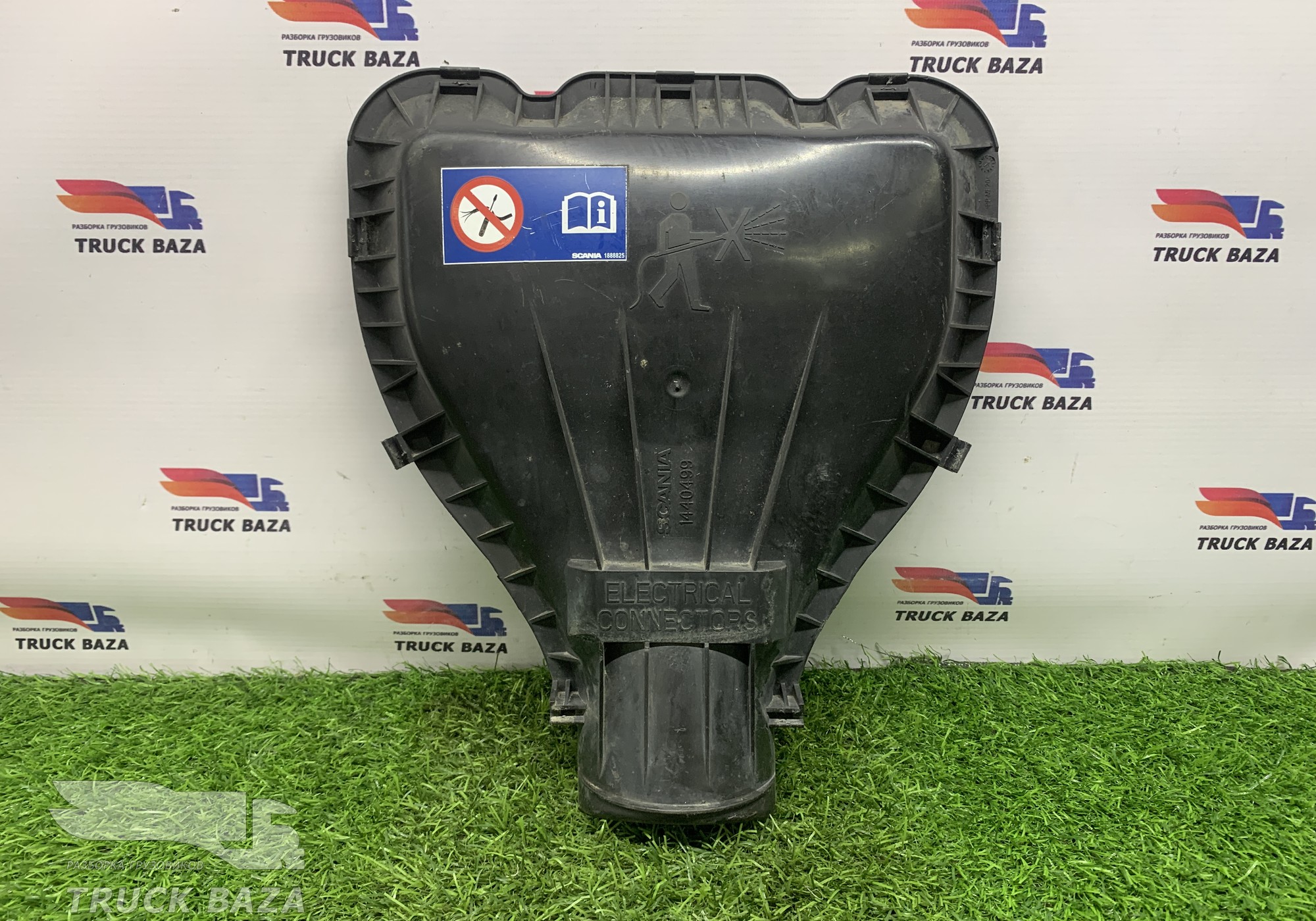 1440499 Крышка электроразъемов