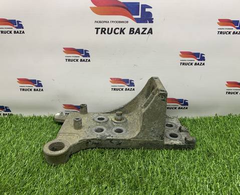 1735002 Кронштейн переднего бампера левый для Daf
