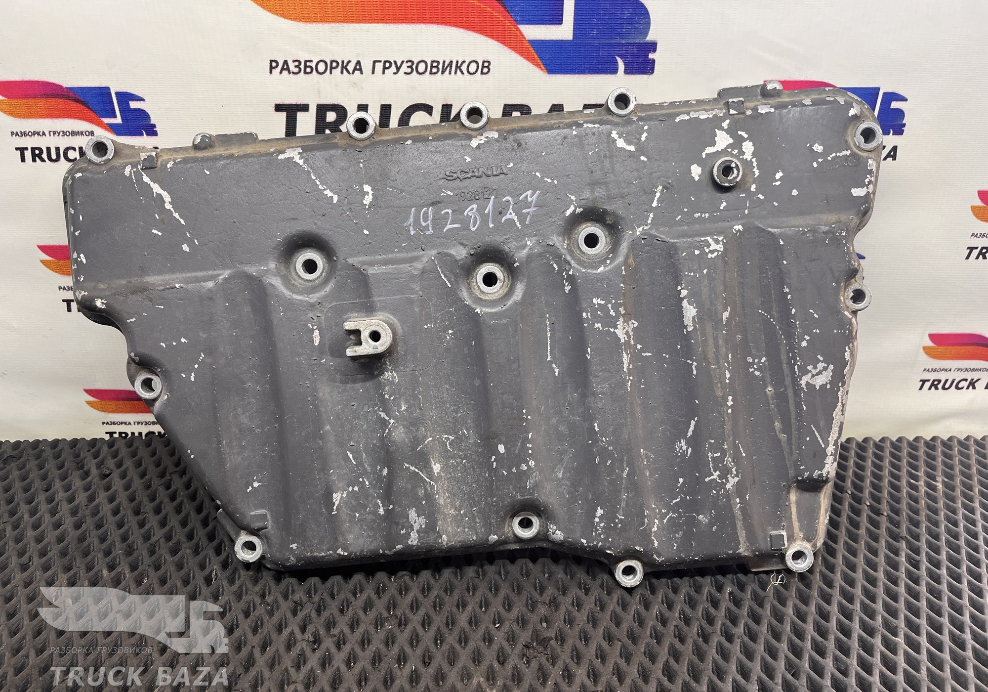 1928127 Крышка блока цилиндров для Scania