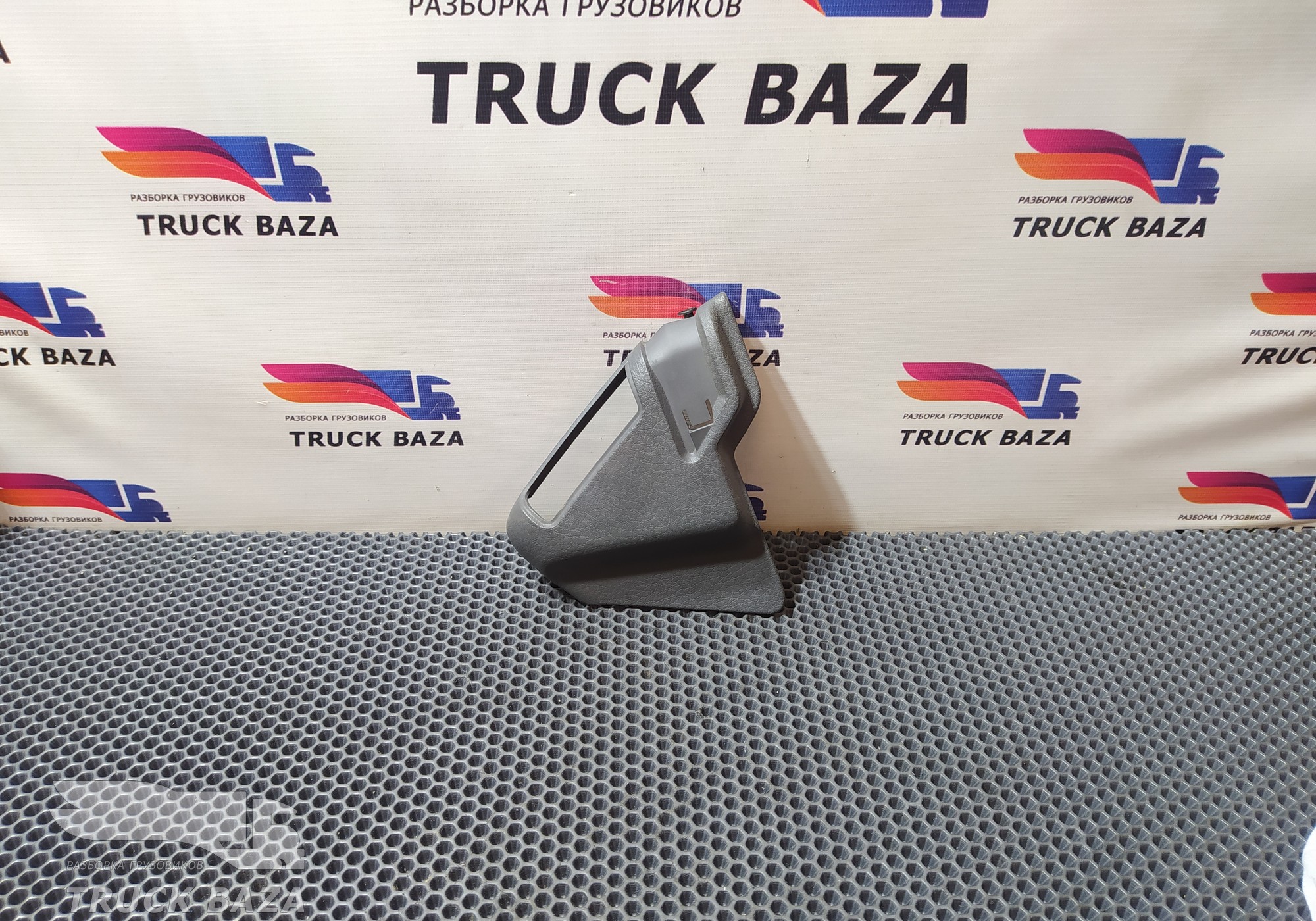 3175576 Панель воздуховода для Volvo