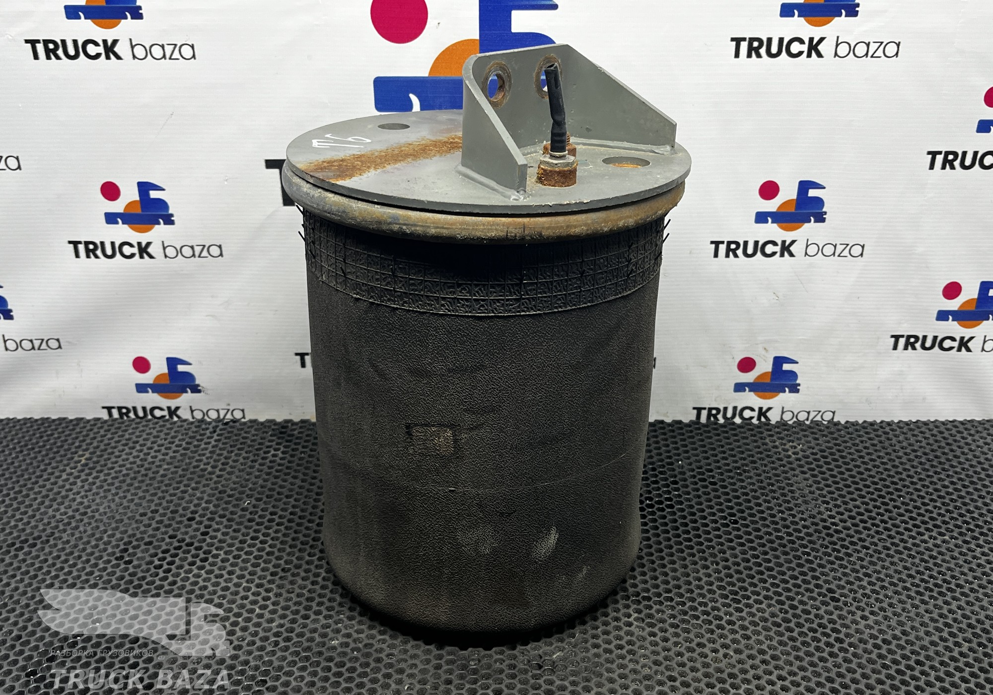WG9925528010 Подушка пневмоподвески задняя для Sinotruk Sitrak C7H