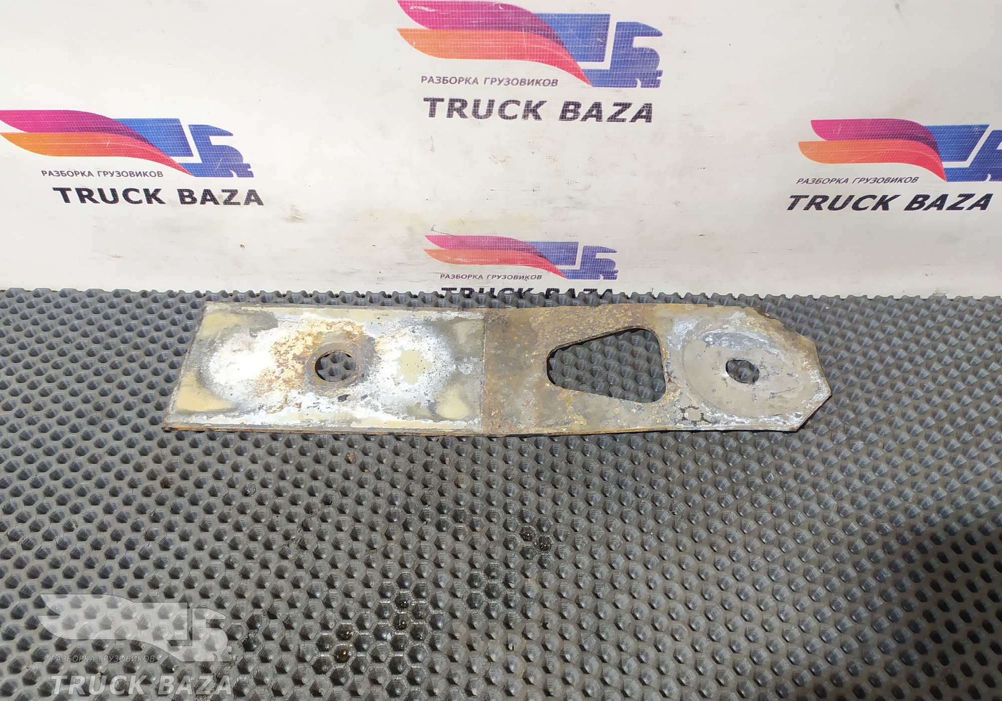 41013266 Проставка рессоры нижняя для Iveco