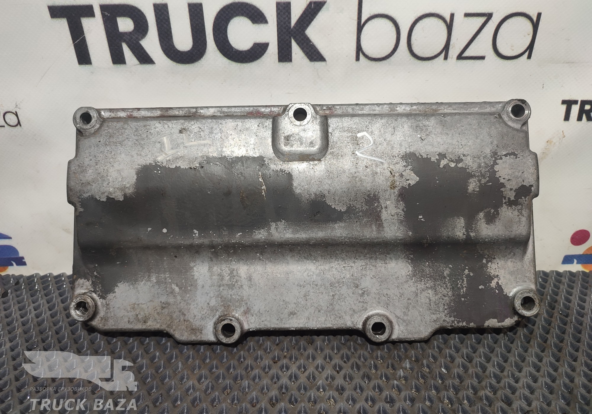 1835795 Крышка блока цилиндров