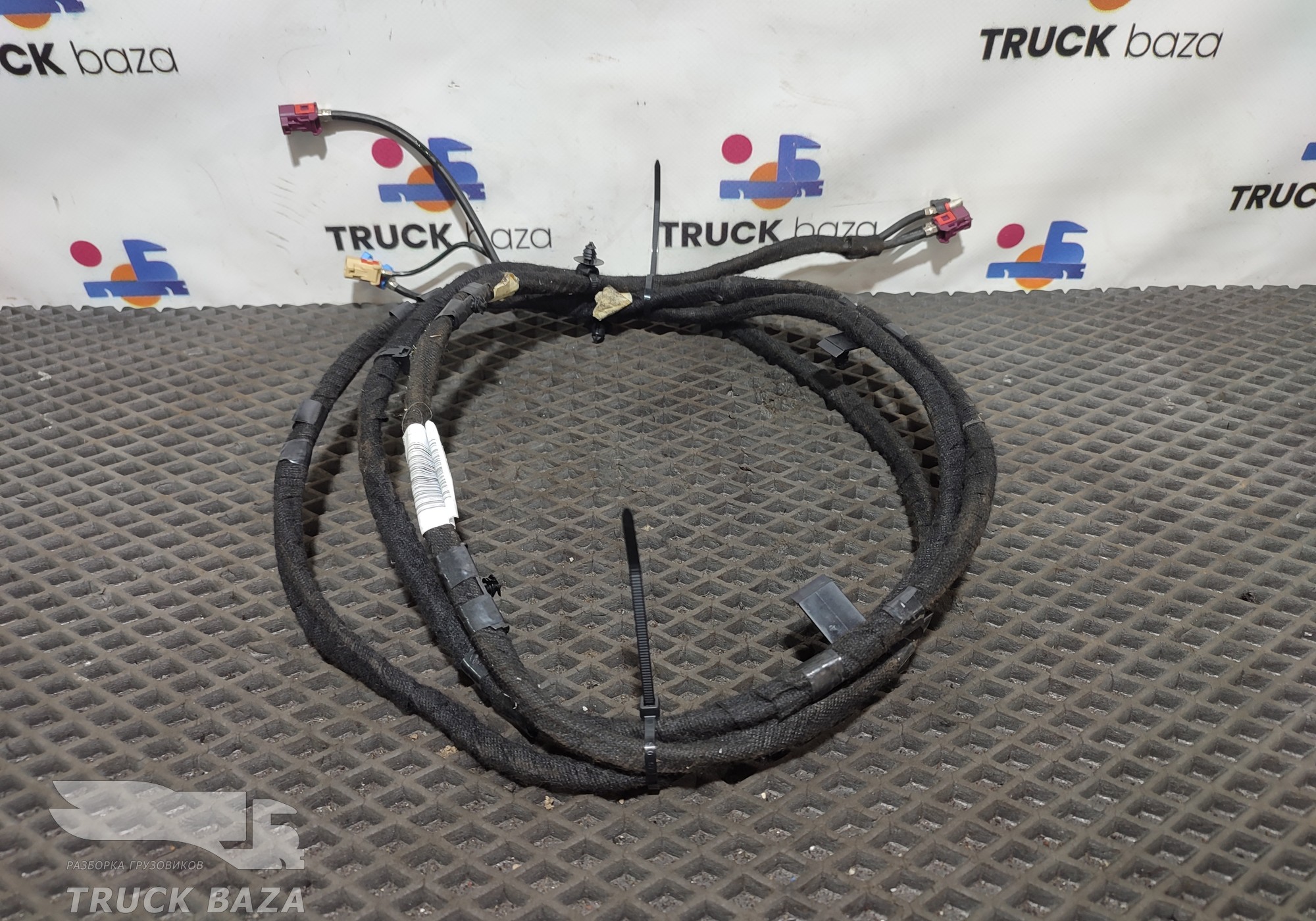 JC4618812AJC Проводка антенны для Ford F-MAX (с 2018)