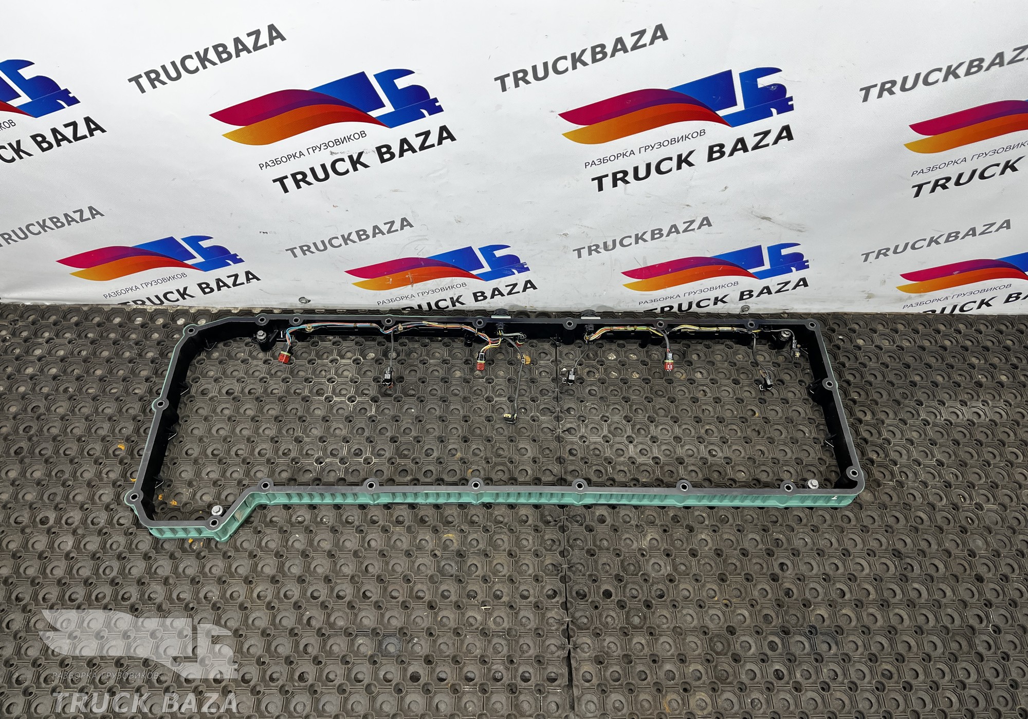 22045844 Проставка под крышку ГБЦ для Volvo FM III (с 2013)
