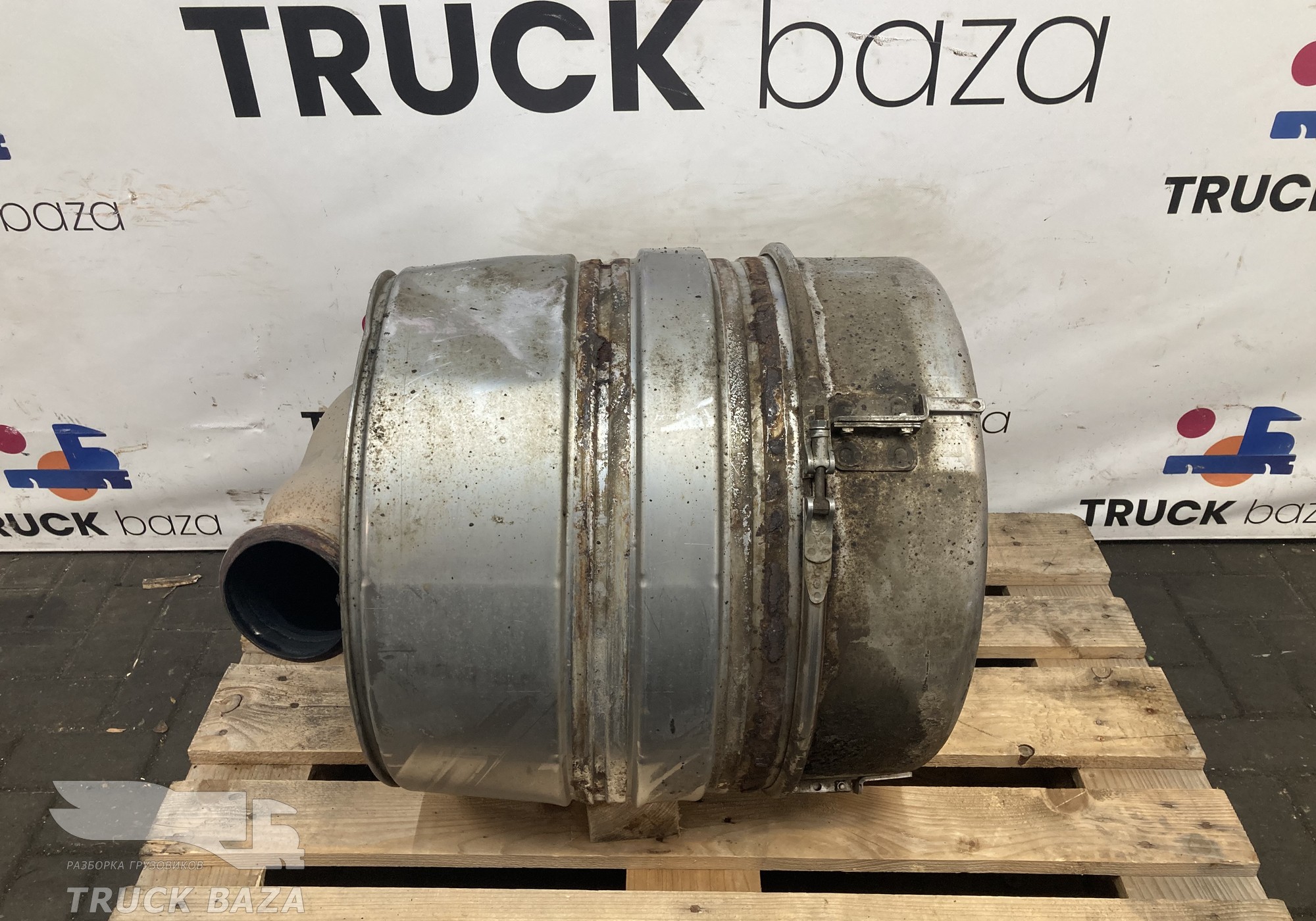 2054472 Глушитель основной