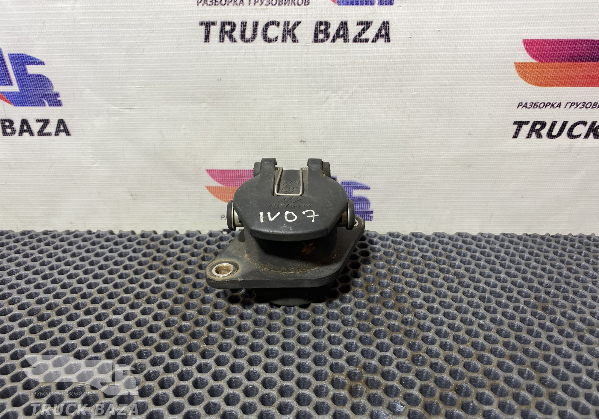 81254326042 Корпус розетки для Iveco Turbostar