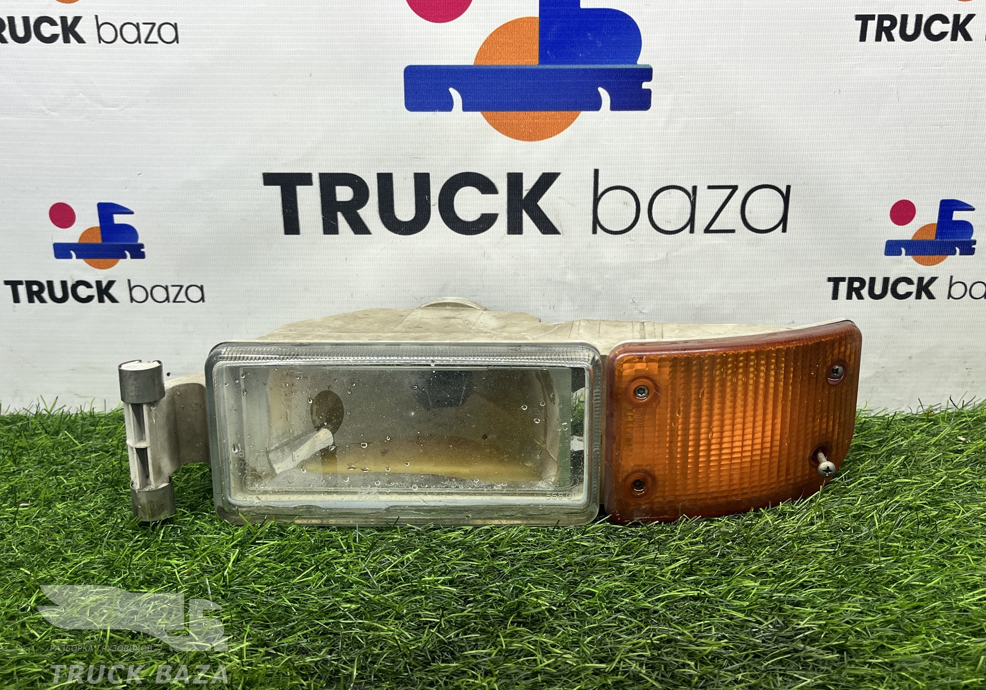 81253206111 Фара противотуманная левая для Man TGX I (с 2007)