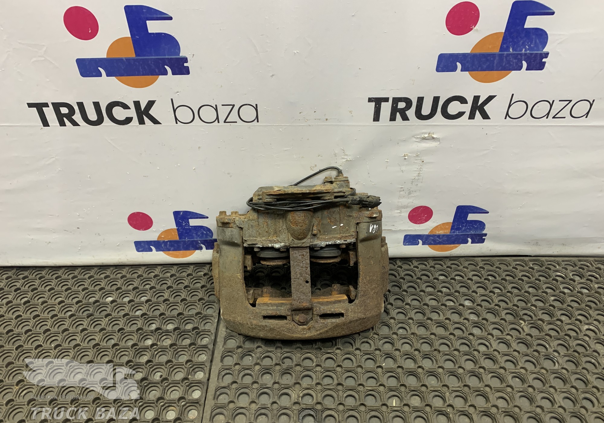 21487612 Суппорт задний правый