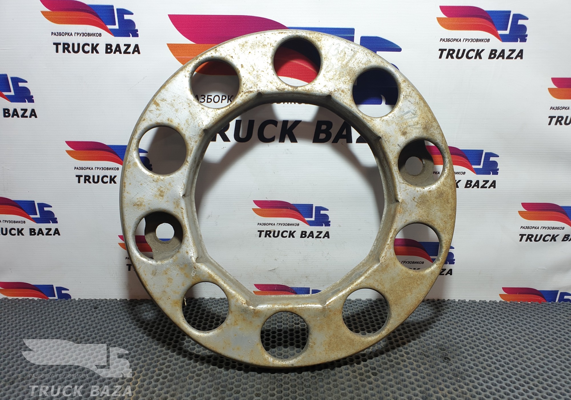 1075226 Колпак декоративный для Man TGX