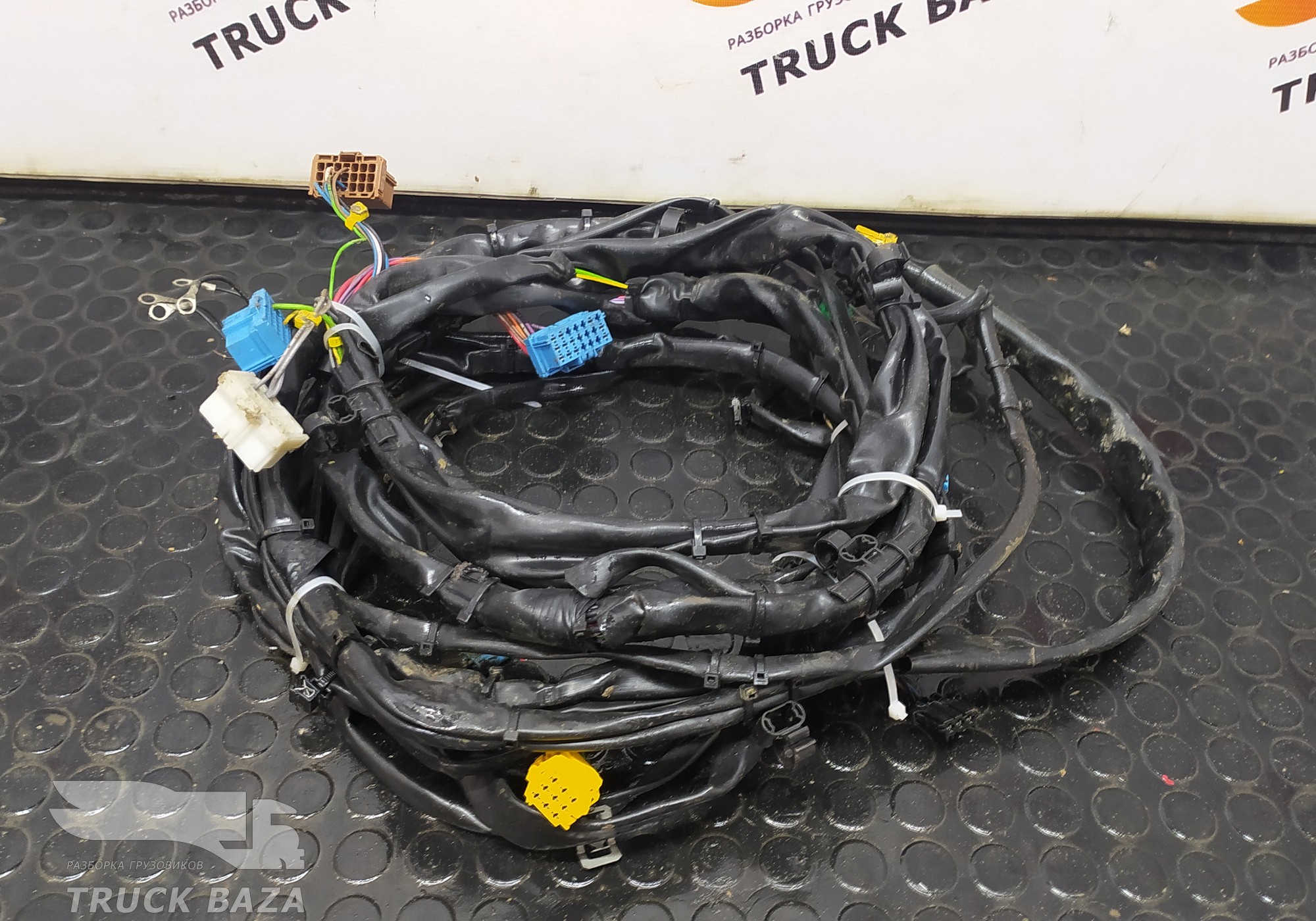 1468711 Проводка кабины для Scania 4-series R (с 1995 по 2007)