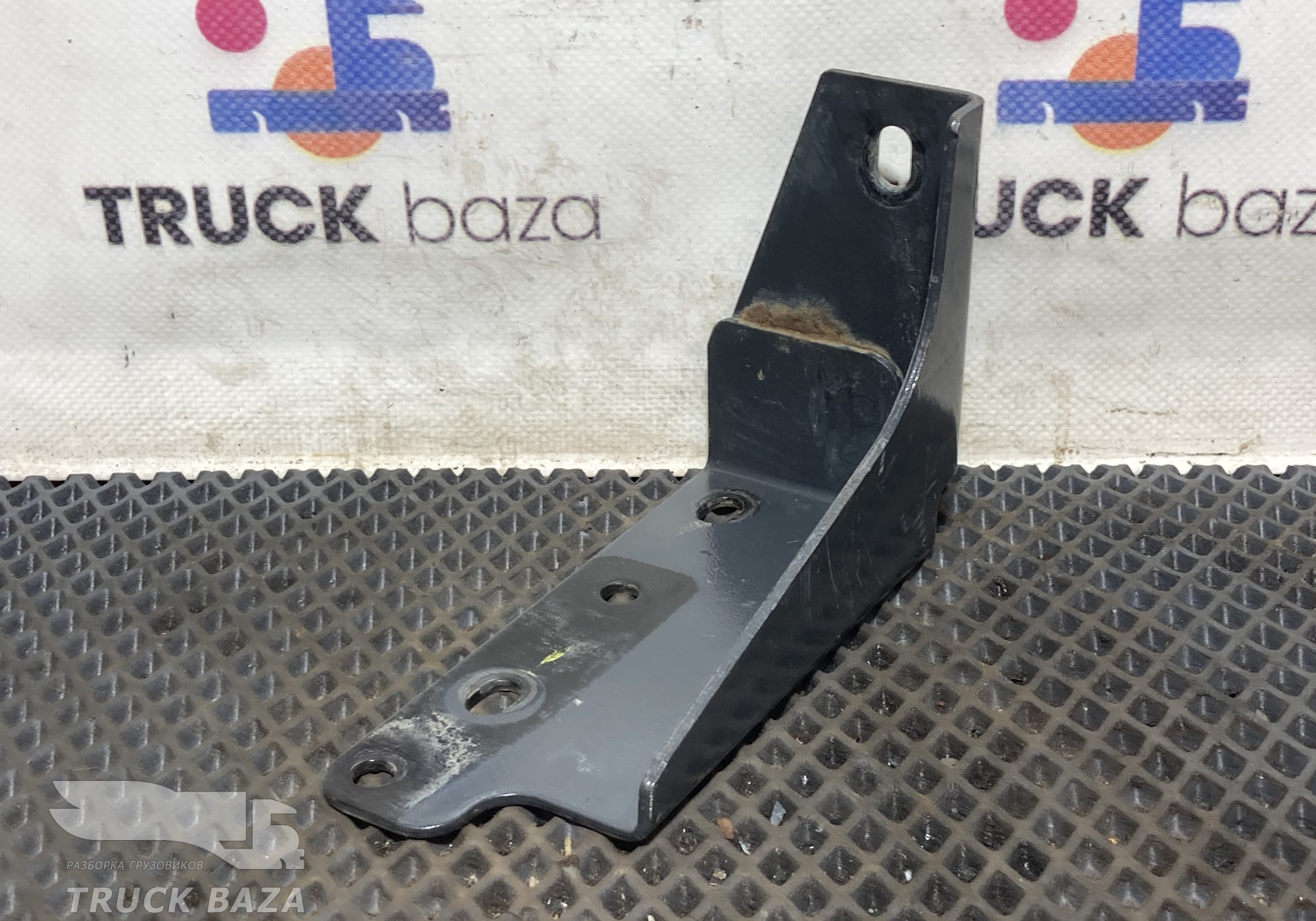 9608854045 Кронштейн бампера передний левый для Mercedes-Benz Actros New Actros MP4 (с 2011)