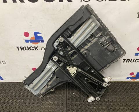 81626456055 Кронштейн стеклоподъемника левый для Man TGS I (с 2007)