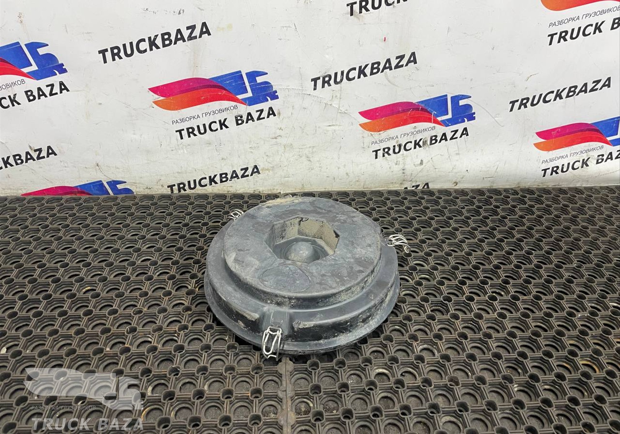 1686324 Крышка корпуса воздушного фильтра для Daf XF105 (с 2005)