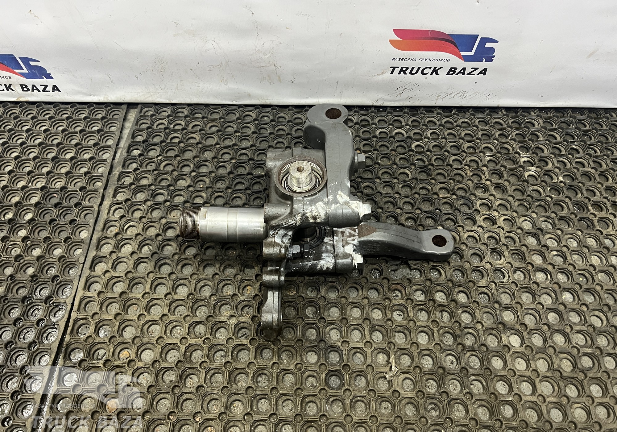 7420543284 Кулак поворотный