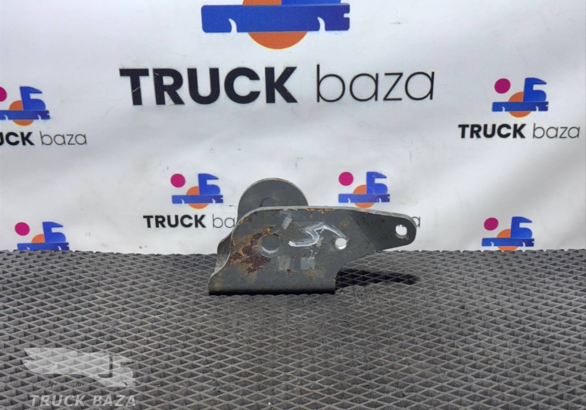 810W417202782 Кронштейн торсиона правый для Sinotruk Sitrak C7H