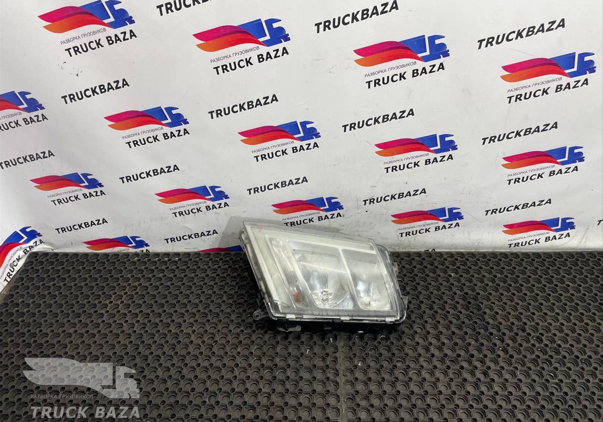 22239219 Фара левая для Volvo FH 4 (с 2012)