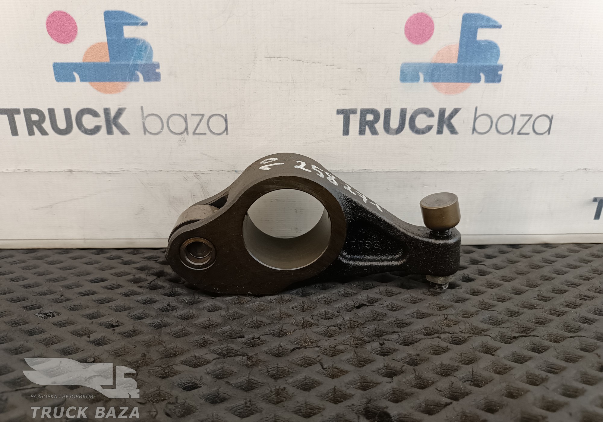 21881494 Рокер впускной для Renault T